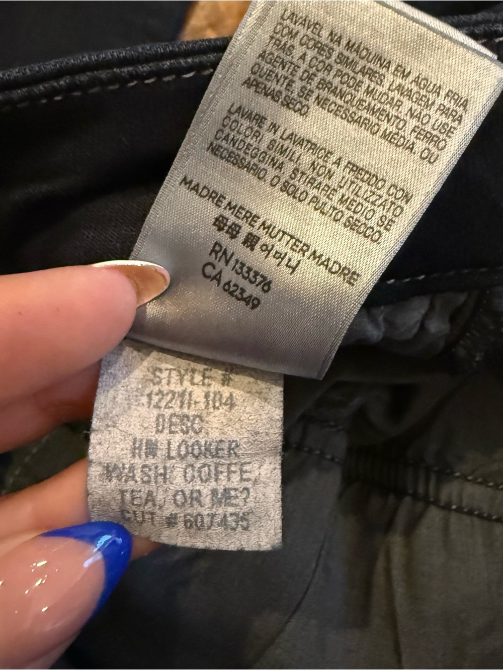 MOTHER High Waisted Looker Coffee, Tea or Me Jeans - Picture 12 of 12